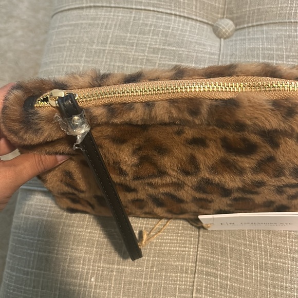 Animal print clutch - Picture 2 of 3